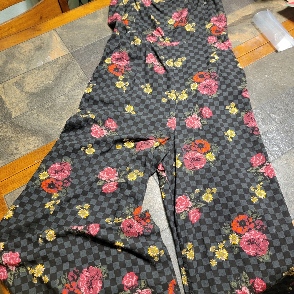 Y2K 90s Inspired Vans Checkered & Floral Grunge Coquette Flare Leg Jumpsuit‎ - Picture 7 of 10